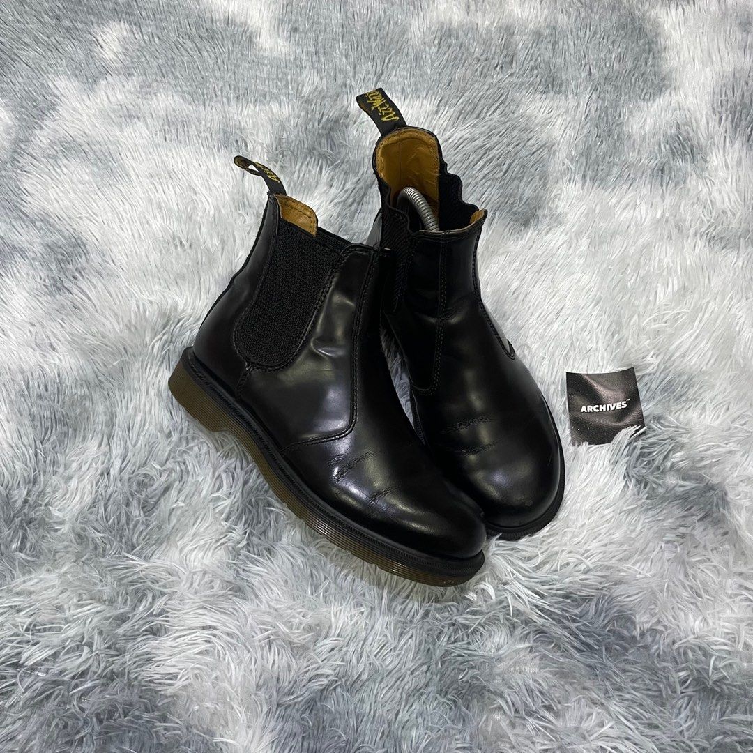 DMs Chelsea Boots (Category: Boots) located in Davao. Submitted by 082archive (Listing ID 1330063894, Image 1). Description: Very good condition 8W/38EUR.