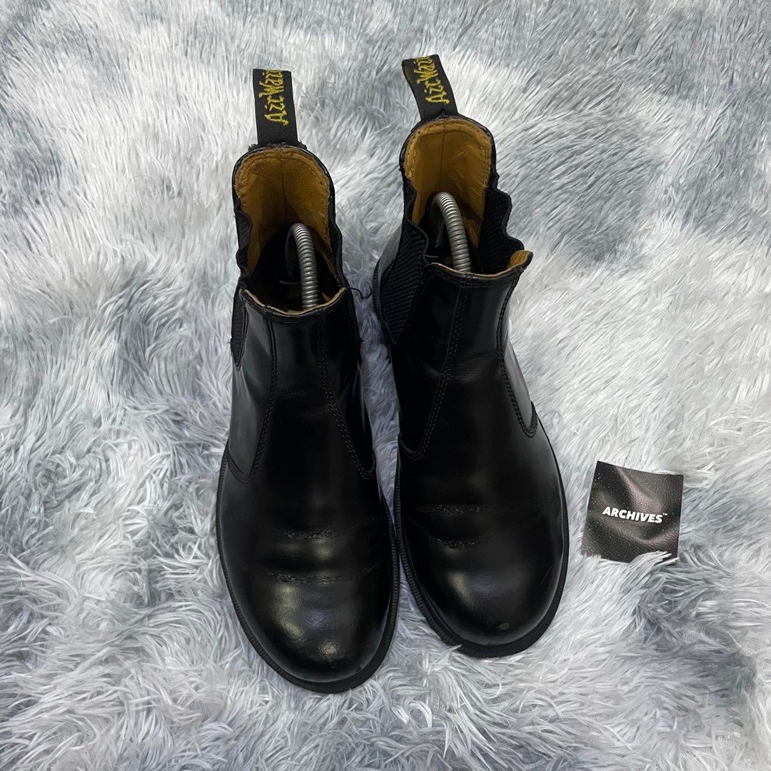 DMs Chelsea Boots (Category: Boots) located in Davao. Submitted by 082archive (Listing ID 1330063894, Image 3). Description: Very good condition 8W/38EUR.