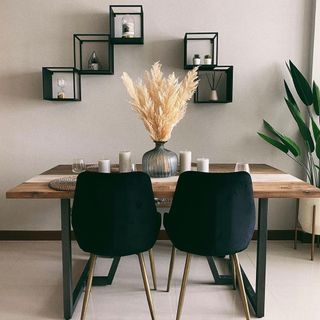 (Category: ) located in . Submitted by elitajones (Listing ID 1330137715, Image 1). Description: .