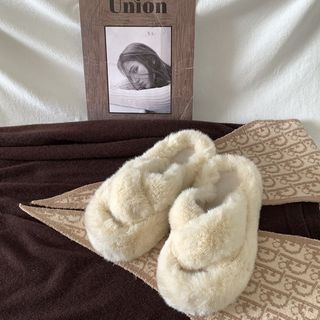 Chandler husky slippers deals
