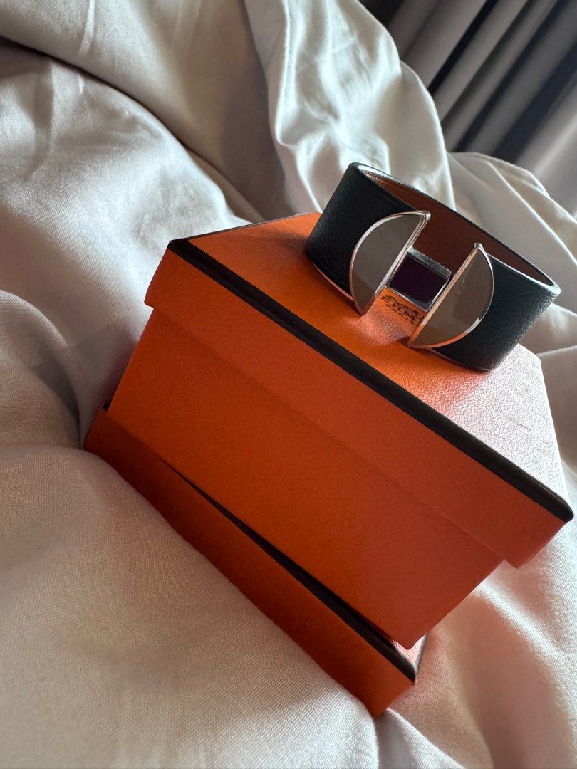 Hermes 2002 bracelet hot sale