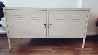 (Category: ) located in . Submitted by toujour (Listing ID 1330026046, Image 1). Description: .