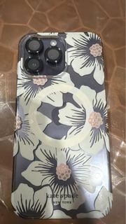 (Category: ) located in . Submitted by ladyluxebag (Listing ID 1330003948, Image 1). Description: .