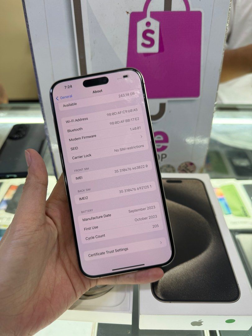 iphone 15 pro max 256gb dual sim good as new (Category: iPhone 15 Series) located in Cainta. Submitted by vine_gadget_shop (Listing ID 1330122039, Image 3). Description: iphone 15 pro max 256gb dual sim good as new complete packge hk variant pick up store greenhills shopping center we accept trade in we accepy credit card and ggives installment we do cod and door to door we ship nationwide for fast transaction call 09277368323 look for vine visit