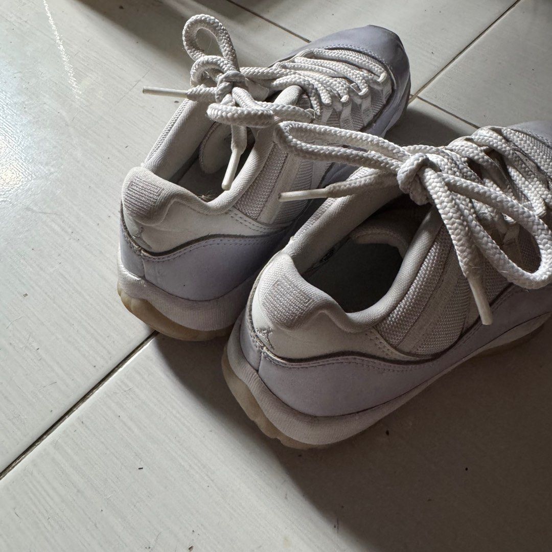 Jordan 11 Pure Violet (Category: Sneakers) located in Antipolo. Submitted by straub (Listing ID 1330008817, Image 2). Description: Jordan 11 Pure Violet Womens Size 7 (snug) Used <10x Needs cleaning No box. Rfs: not my style anymore.