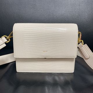 （分類：）位於 。 由 muimemo 提交（商品編號 1330087518，圖片 1）。簡介： 。