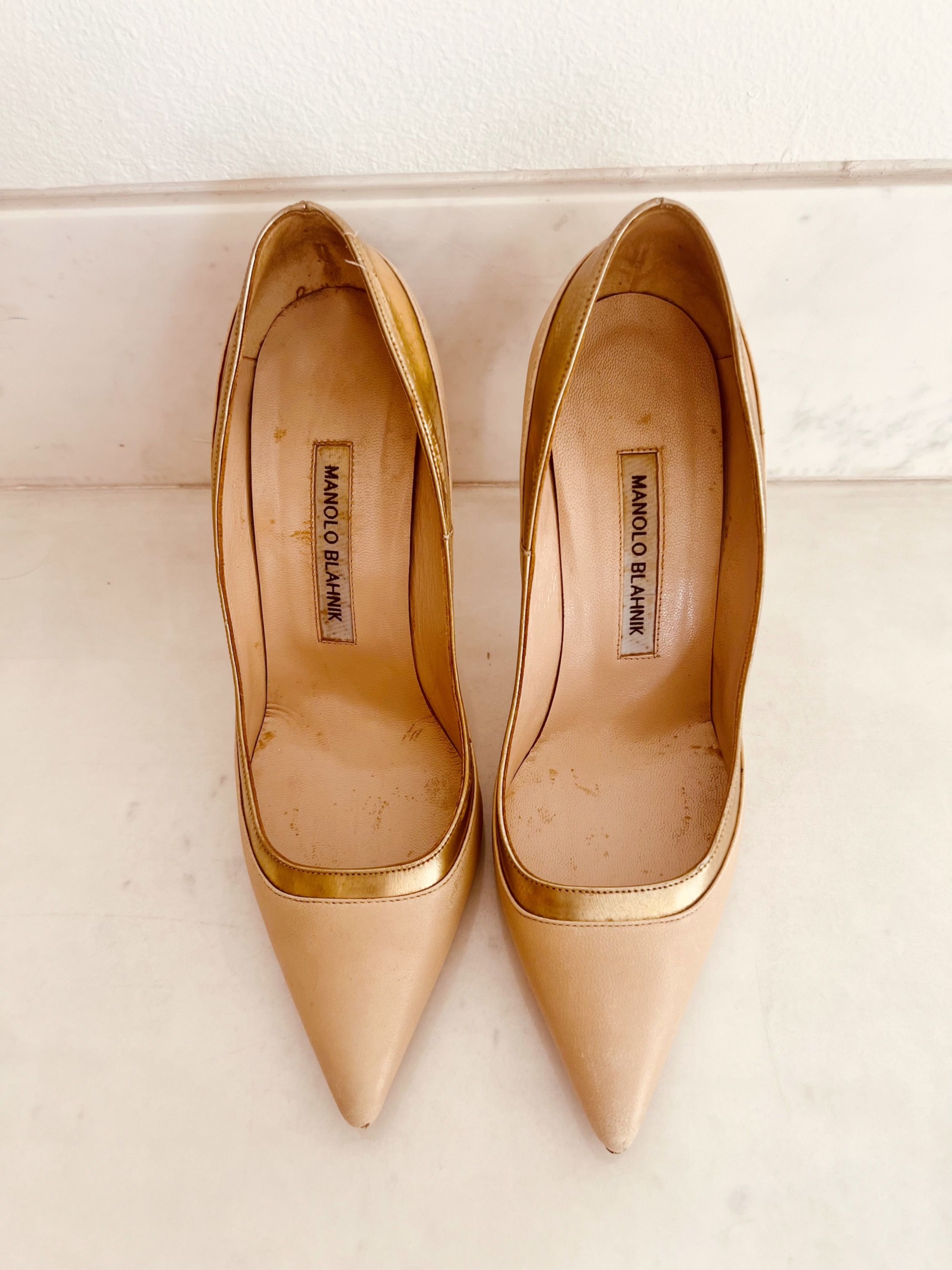 MANOLO BLAHNIK 36 1/2