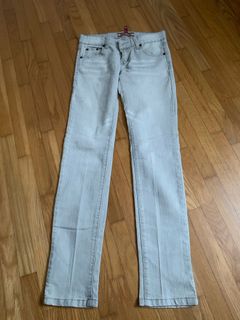 BN BERSHKA PPG JEANS Women s Fashion Bottoms Jeans Leggings on Carousell