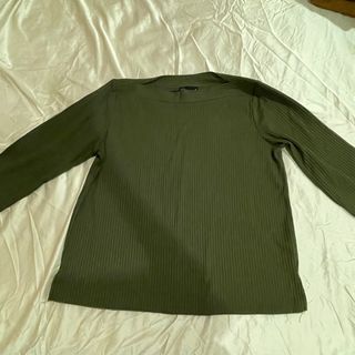 (Category: ) located in . Submitted by preloved1310 (Listing ID 1330162848, Image 1). Description: .