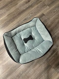 (Category: ) located in . Submitted by prettysells (Listing ID 1330119385, Image 1). Description: .