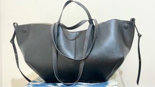 (Kategori: ) berada di . Dikirim oleh yourstylishthings (ID iklan 1323757922, Gambar 1). Deskripsi: .
