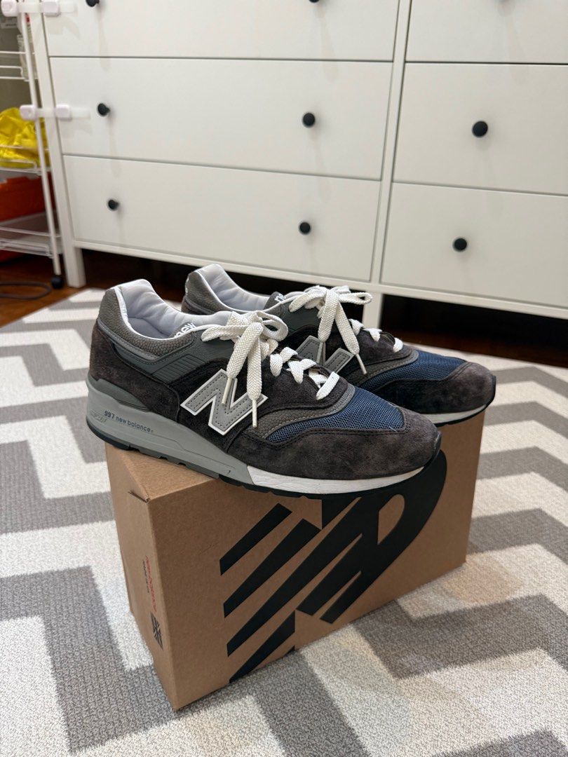 Grey Navy New Balance 997 Cht New Balance 997 V1 Classic Trainers