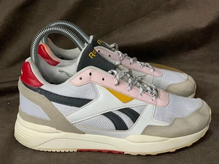 Reebok x wanna one discount