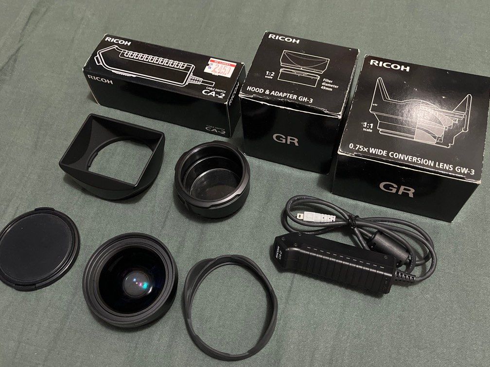 RICOH HOOD & ADAPTER GH-3 1:2 scale 49mm