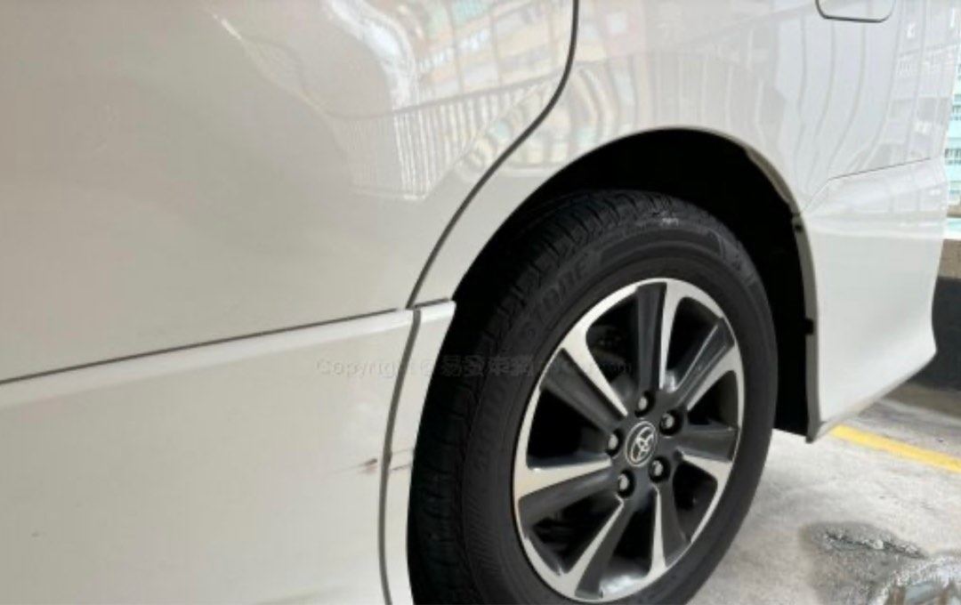 Toyota Voxy 80 series Auto62863132038914113