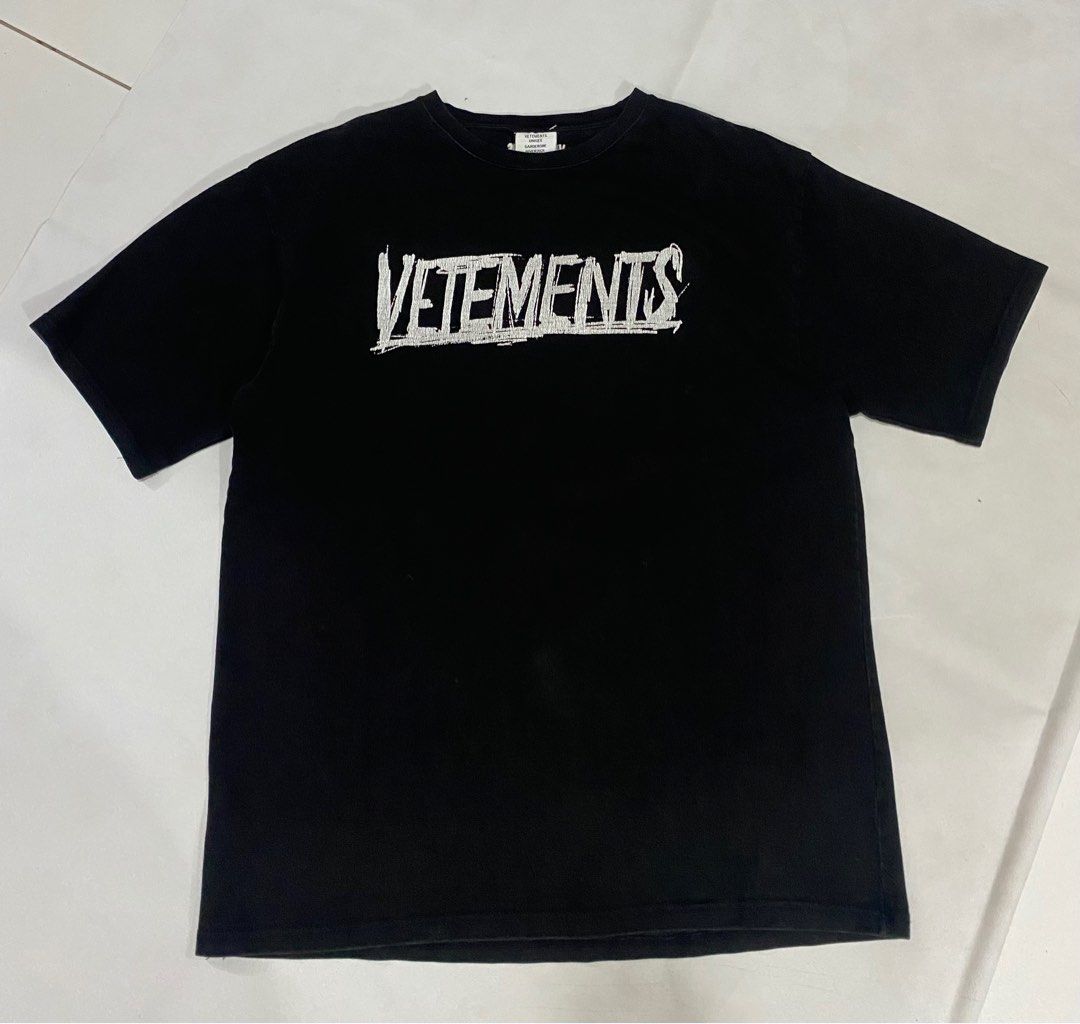 Vetements T Shirt Price Vetements T-Shirt Property Black AL Capone