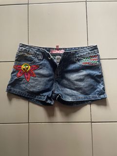 (Category: ) located in . Submitted by fedayeennnn (Listing ID 1330031560, Image 1). Description: .