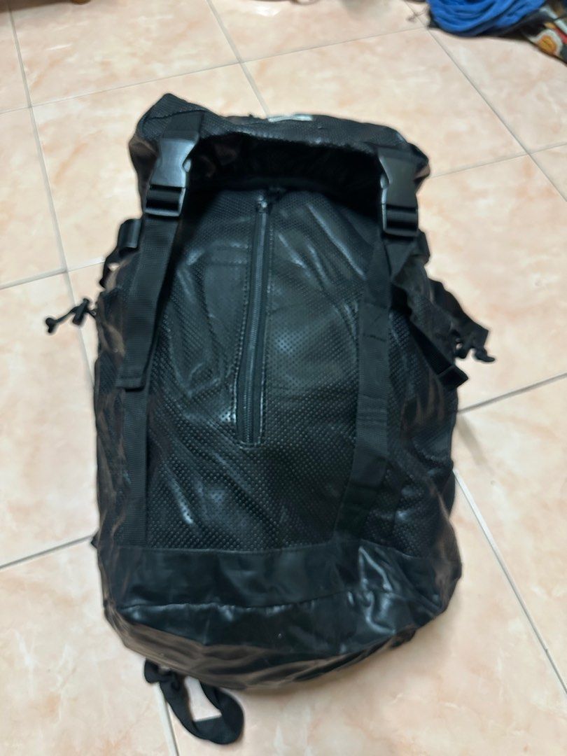 YAKOPAK 25L BUSINESS BACKPACK, BROOKLYN, NY Yak Pak broklyn ny 