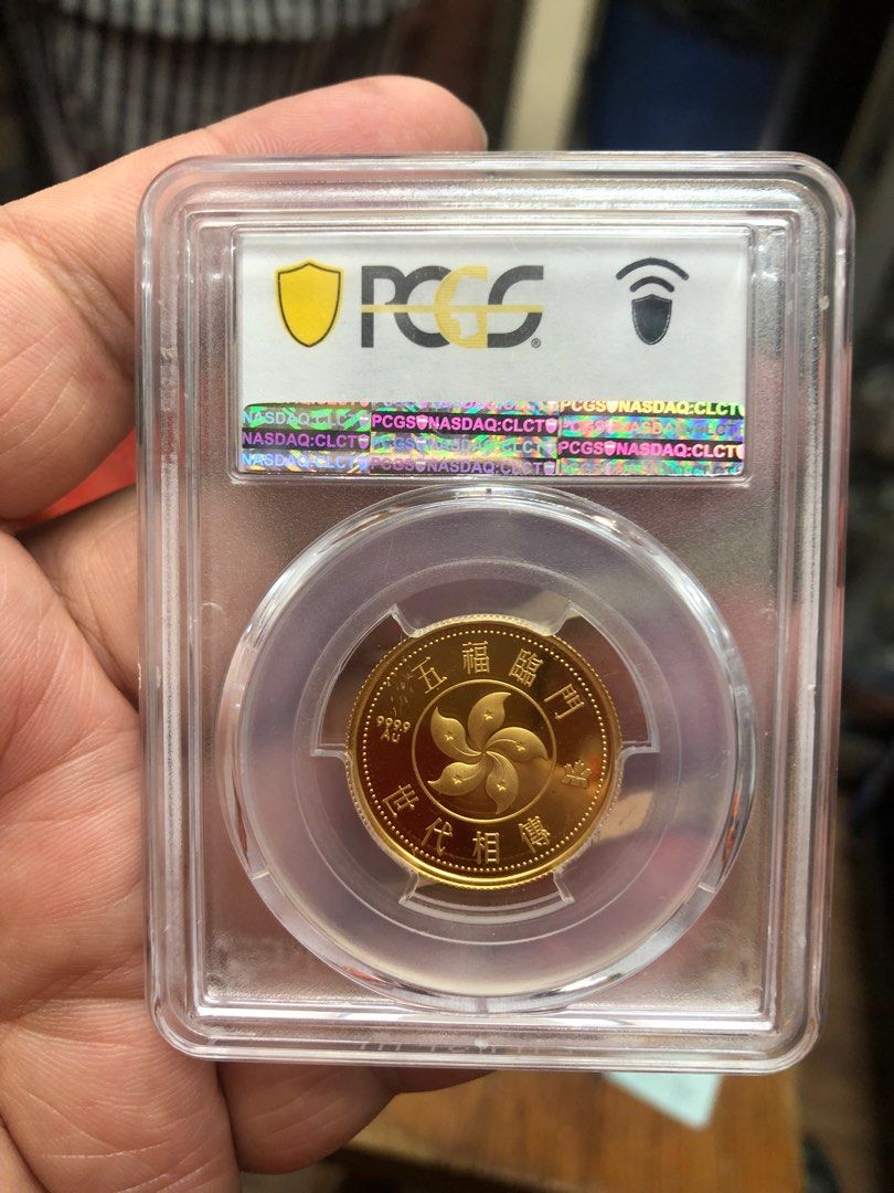 售香港2002年五福臨門7.8克9999金章，PGCS69, 興趣及遊戲, 收藏品及