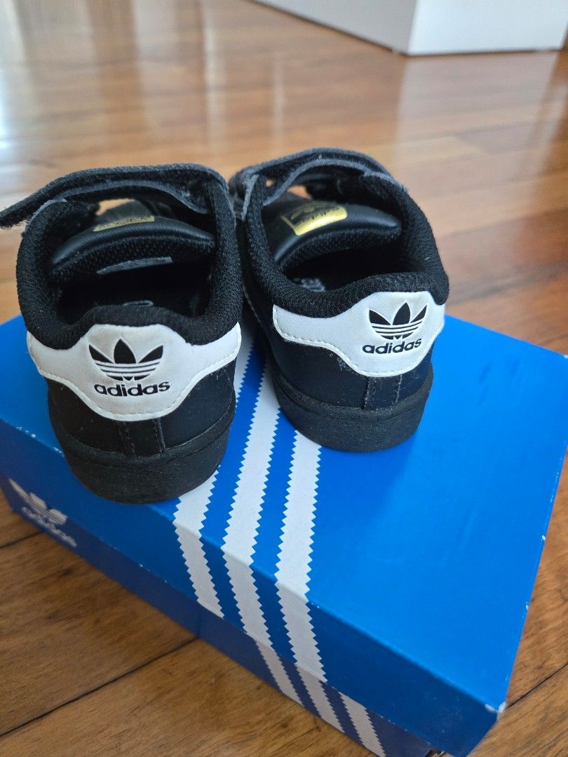 Superstar cf1 top