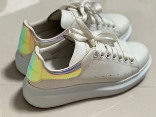 （分類：）位於 。 由 a.hk2024 提交（商品編號 1330302913，圖片 1）。簡介： 。