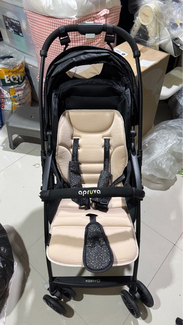 Apruva Keiryo Stroller (Category: Strollers) located in Manila. Submitted by teyyyaaa (Listing ID 1330327170, Image 1). Description: Super good condition. Outgrown by my son na ayaw mag stroller. .