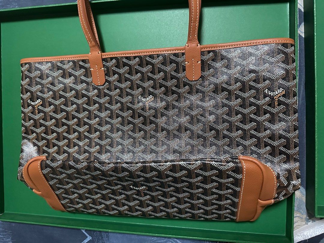 Artois PM G0YARD bag (Category: Luxury Bags & Wallets) located in Cabuyao City. Submitted by honaluli (Listing ID 1330244127, Image 1). Description: Selling brand new Artois in PM size Actual photos as posted Comes with boc and dust bag Factory seconds Authentic quality.