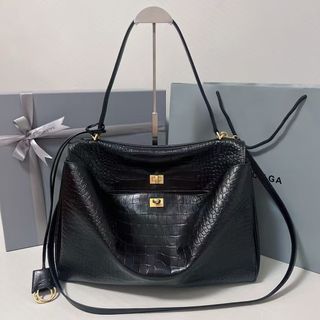 （分類：）位於 。 由 zenfish.5c04dc 提交（商品編號 1330244979，圖片 1）。簡介： 。