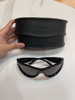 (Category: ) located in . Submitted by fck_closet (Listing ID 1330173960, Image 1). Description: .
