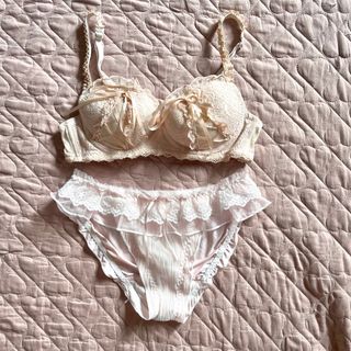 (Category: ) located in . Submitted by ash_dean (Listing ID 1330223906, Image 1). Description: .