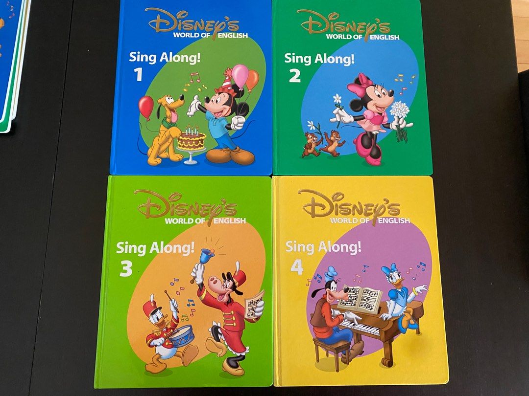 WORLD OF ENGLISH （Play Along/Sing Along） Disney World of English - Play along, Listen along, Sing along +