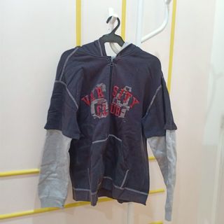 (Category: ) located in . Submitted by declut2024 (Listing ID 1330332795, Image 1). Description: .