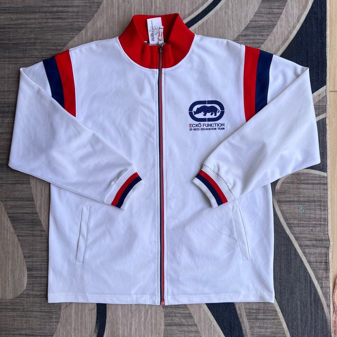Ecko jacket (Category: Hoodies) located in Kuala Lipis. Submitted by jacksstore (Listing ID 1330169640, Image 1). Description: 👕P23 L28 💯 9/10 💵 30 📍cod kuala lipis or post .