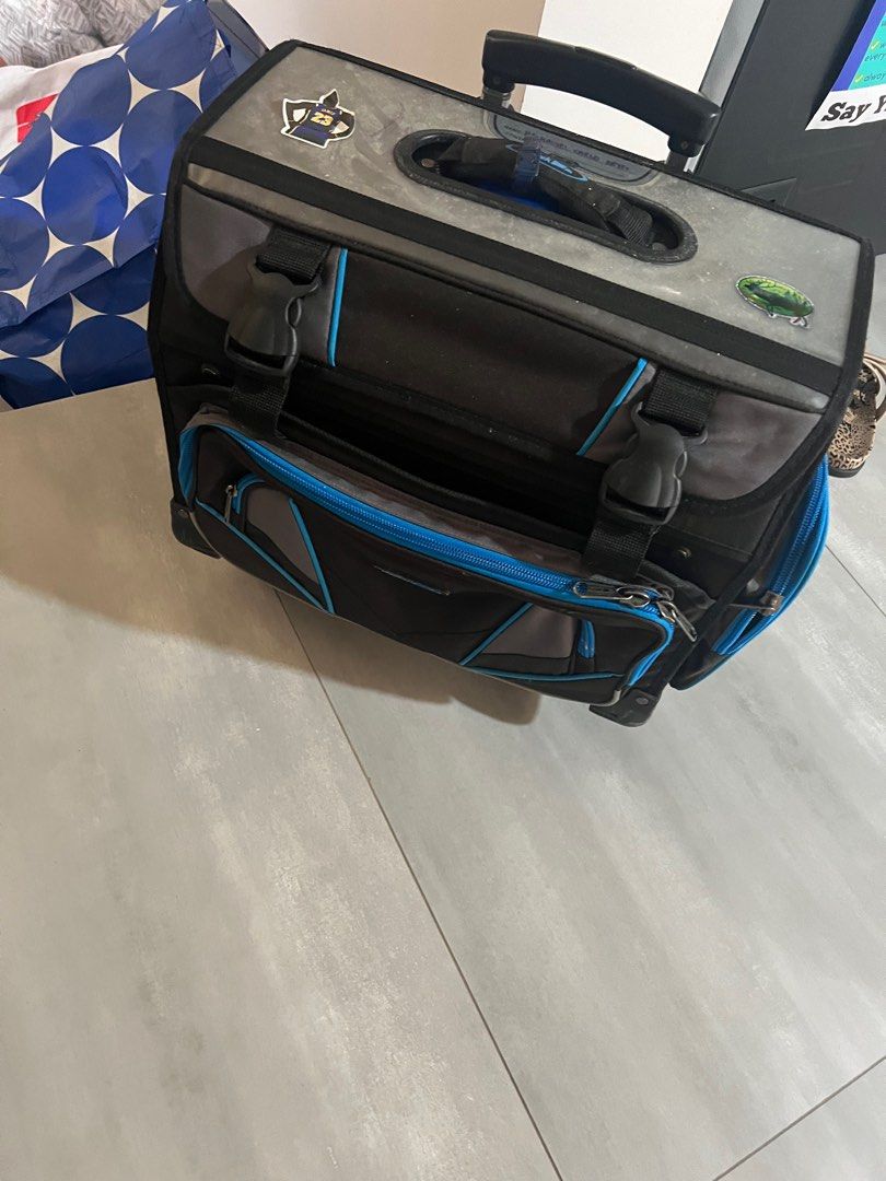 Hawk school bag sales