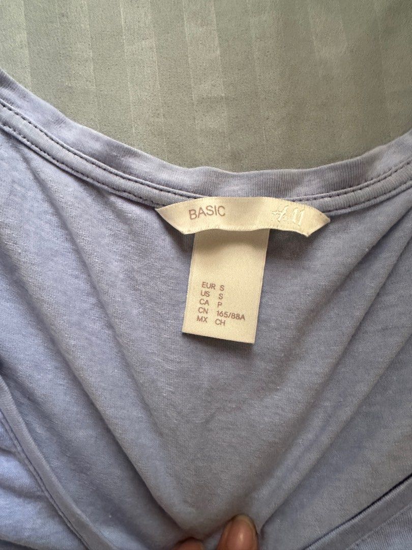 H&m blue top (Category: Shirts) located in Davao. Submitted by sewee (Listing ID 1330175702, Image 2). Description: Size small Wide neck line Used once.