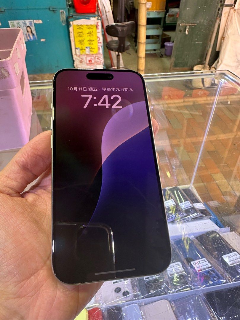 港版iPhone15 Pro 1TB 原色95%New battery89% （鴨寮街197AK分店