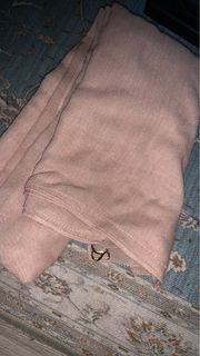 (Category: ) located in . Submitted by prelovedbyme022 (Listing ID 1330324950, Image 1). Description: .
