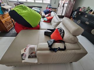 (Category: ) located in . Submitted by nglingyan (Listing ID 1330220817, Image 1). Description: .