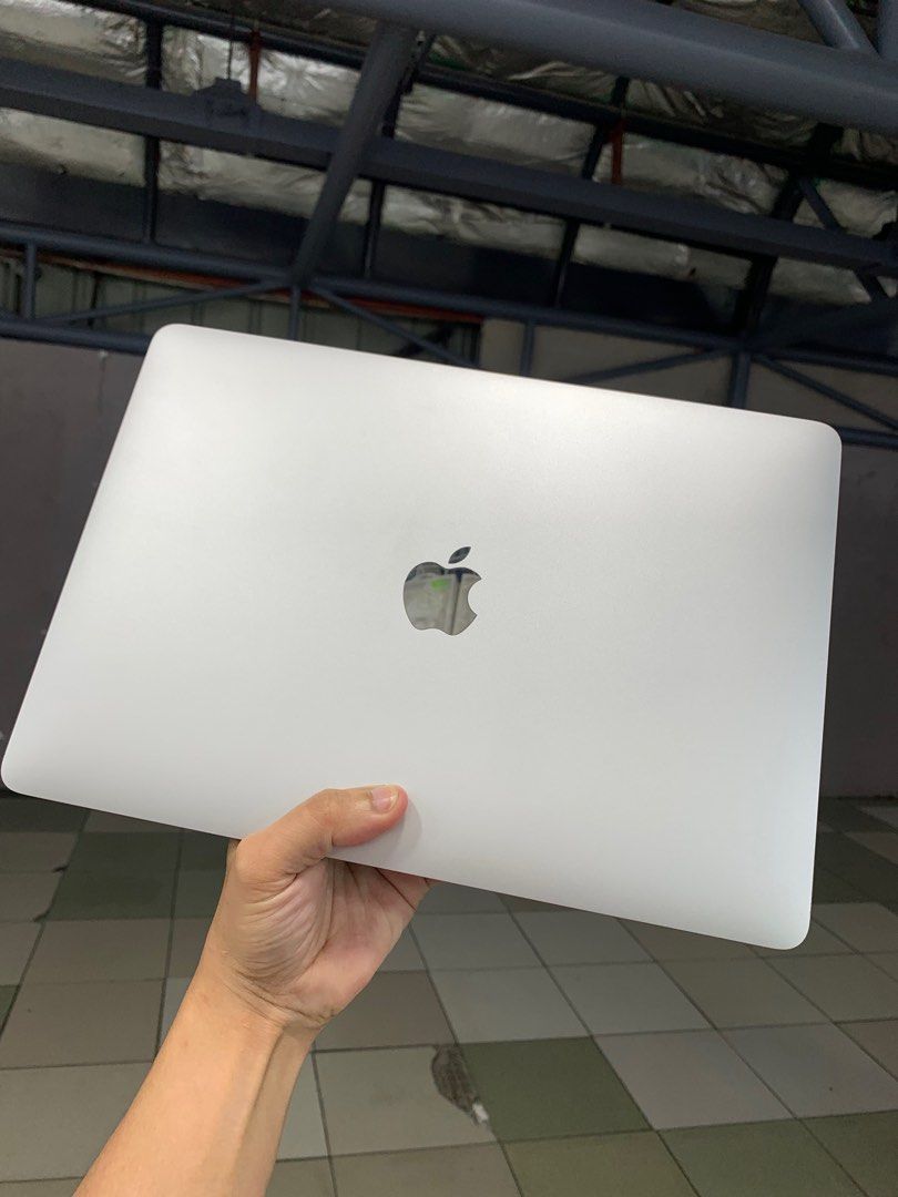 Macbook Air M1 (8/256gb) (Category: Laptops & Notebooks) located in Manila. Submitted by arzillah (Listing ID 1330269879, Image 1). Description: Macbook Air M1 256gb 8gb ram 106 cycle count 97% bh Super kinis Slightly use No issue 100% working Open for COD/COP + SF Manila area (sameday delivery) Province area (via LBC) required DP to avoid cancellations Physical store: Greenhills Shopping Center, 2ndfloor Contact#: 09482217224 Page: Arzillah Gadg