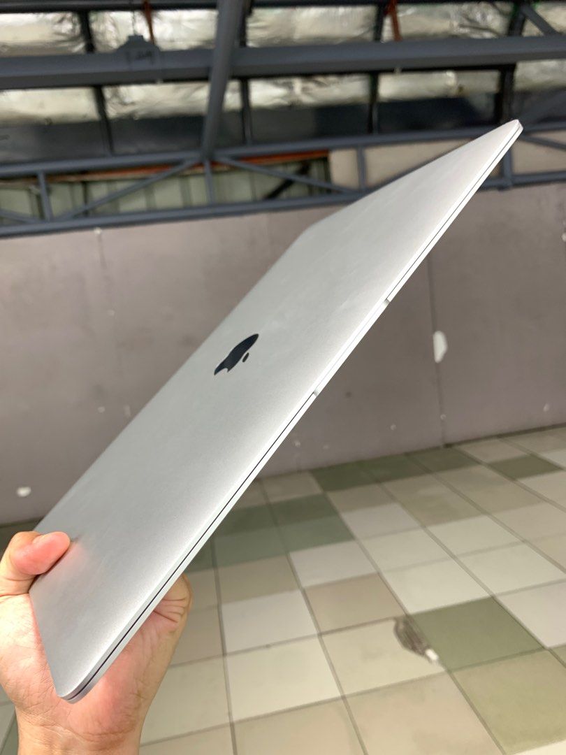 Macbook Air M1 (8/256gb) (Category: Laptops & Notebooks) located in Manila. Submitted by arzillah (Listing ID 1330269879, Image 3). Description: Macbook Air M1 256gb 8gb ram 106 cycle count 97% bh Super kinis Slightly use No issue 100% working Open for COD/COP + SF Manila area (sameday delivery) Province area (via LBC) required DP to avoid cancellations Physical store: Greenhills Shopping Center, 2ndfloor Contact#: 09482217224 Page: Arzillah Gadg