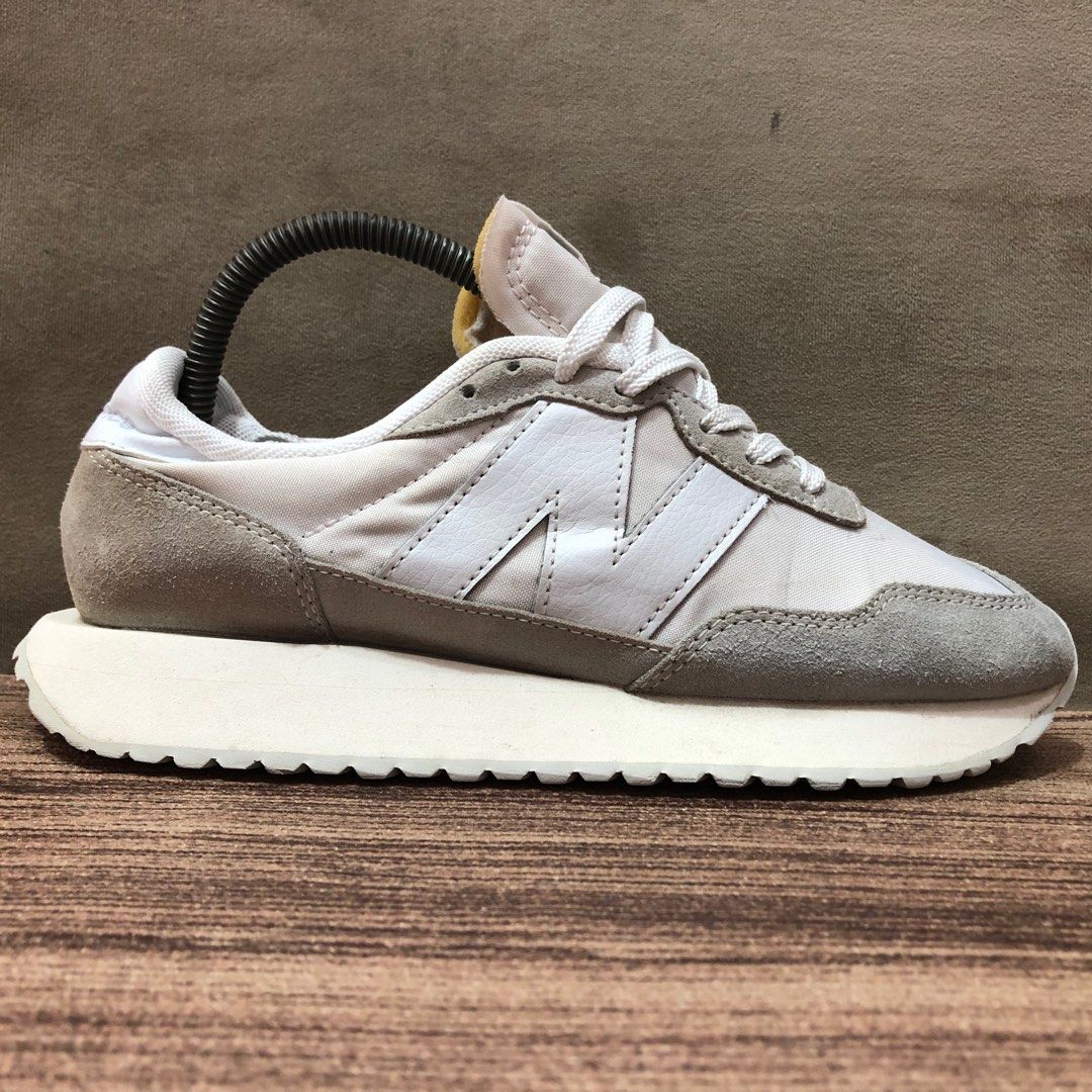 B3778 adidas on sale