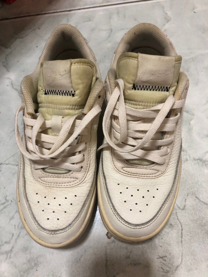 nike court vintage premium tan