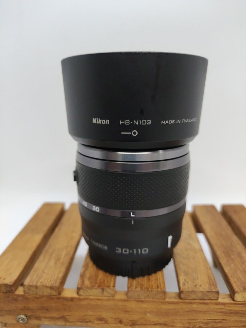 ✨超美品✨手振れ補正付✨1 NIKKOR 30-110mm ホワイト　707-2 Amazon.co.jp: Nikon 望遠ズームレンズ 1 NIKKOR VR 30-110mm f
