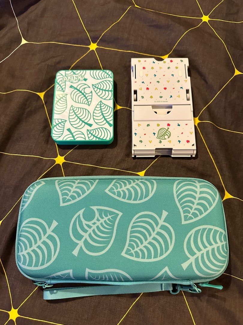 Nintendo Switch Animal Crossing New Horizons Edition + Accessories