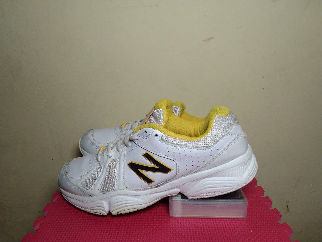 Tennis Shoes New Balance 519 Womens Yellow New Balance 519 Womens
