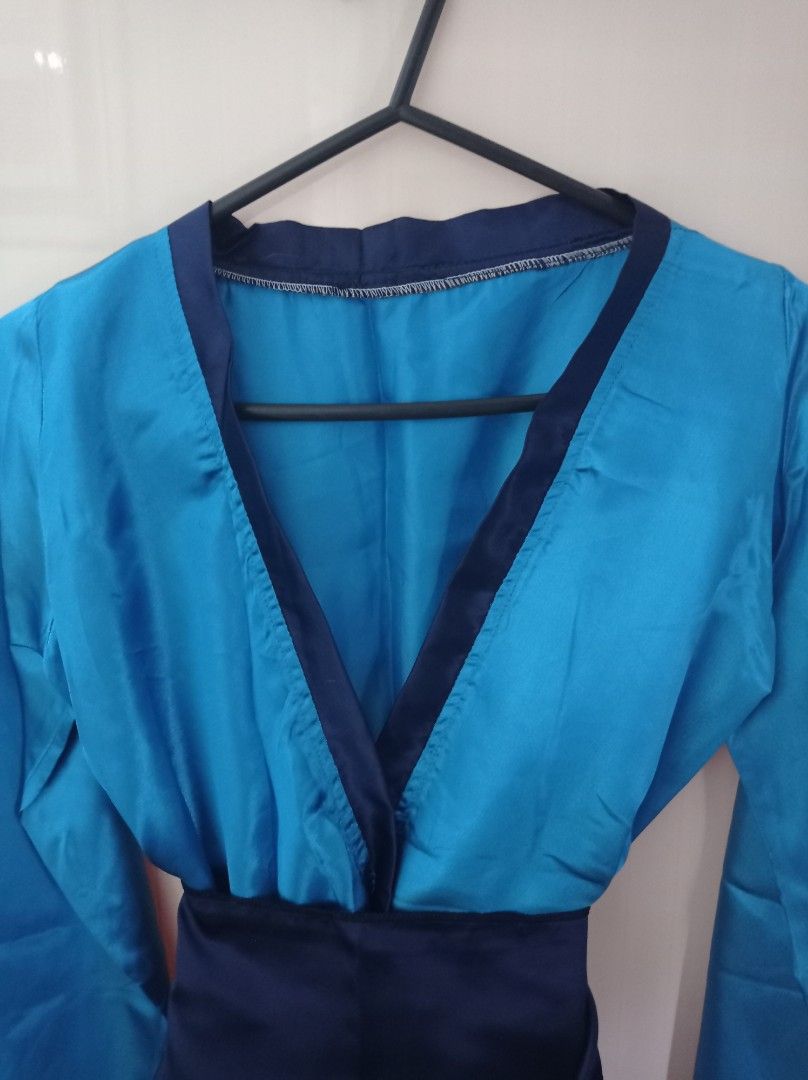 Short Japanese Kimono Costume (Category: Traditional & Ethnic wear) located in Tanza. Submitted by gratefuljam05 (Listing ID 1330213598, Image 2). Description: Short Japanese Kimono Length: 74cm Shoulder: 34cm Sleeves: 62cm Armhole: 36cm Bust: 28in Waist: 28in can fit small body frame.