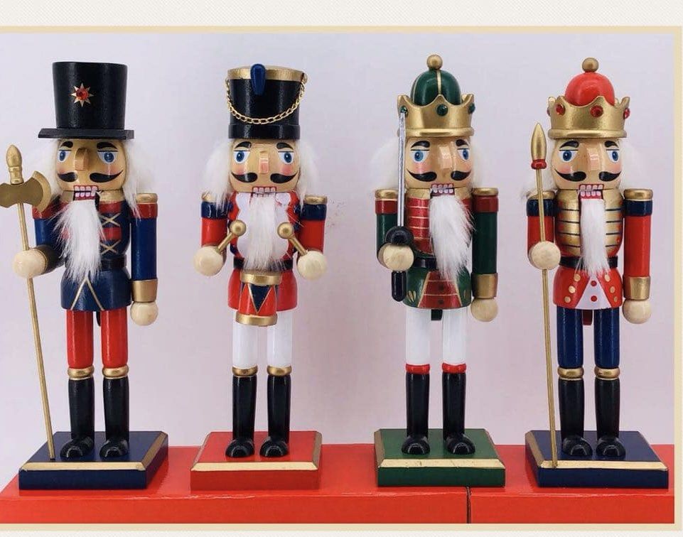 Soldiers Wood Nutcracker (Category: Vintage Collectibles) located in Quezon City. Submitted by thequaintshop (Listing ID 1330282954, Image 1). Description: Price is set of 4. .