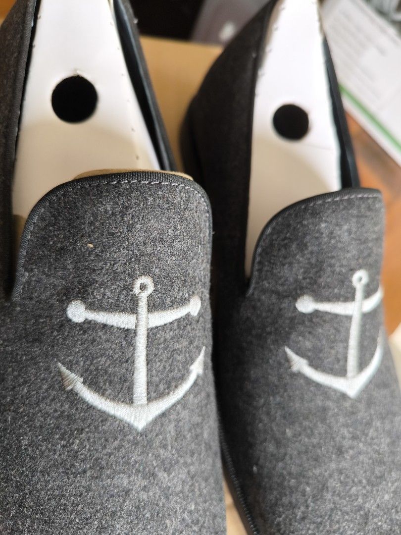 Sperry smoking slipper online