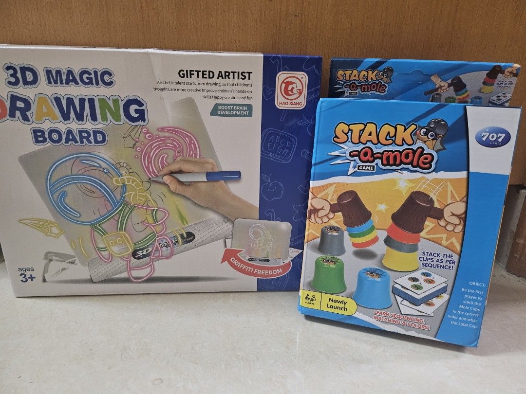 Stack & Magic Drawing Board （分類：益智學習玩具）位於 Hong Kong。 由 floop215 提交（商品編號 1330255407，圖片 1）。簡介： 。