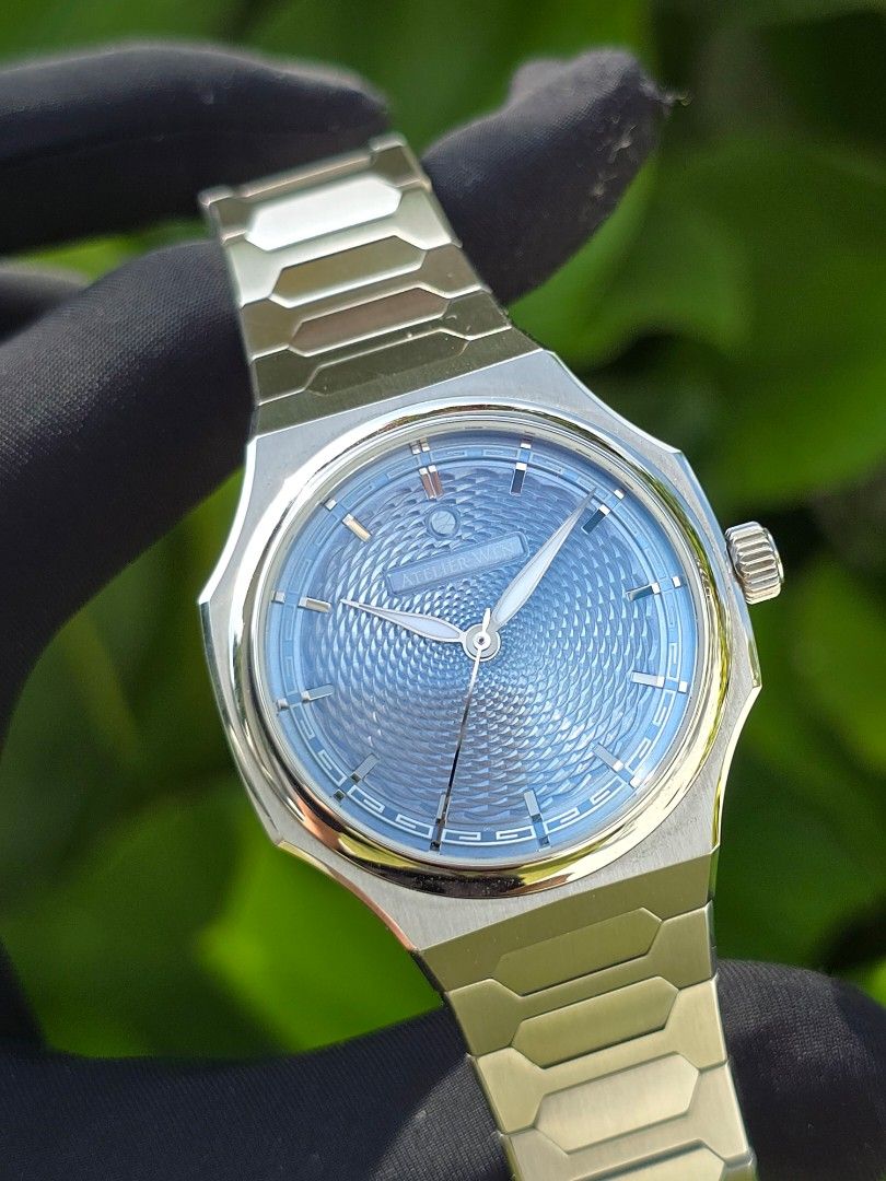 [2023] ATELIER WEN PERCEPTION V1 1.0 PIAO 缥 ICE BLUE similar MB&F KURONO TOKYO MING (Category: Watches) located in Singapore. Submitted by rollieinthedeep (Listing ID 1330360610, Image 3). Description: Fire sale 🔥 cheapest in SG! Price firm ! non nego set ! priced to clear ! Welcome trade in! Will reply all enquiries! [2023] ATELIER WEN PERCEPTION V1 1.0 PIAO 缥 ICE BLUE similar MB&F KURONO TOKYO MING LIKE NEW DIAL: ICE BLUE Dated: JAN 2023 (5 YE